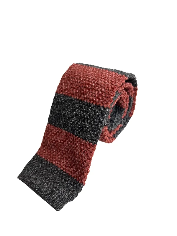 elegant silk ties for business-Brunello Cucinelli Red Grey Striped Men's Knitted Square End Tie