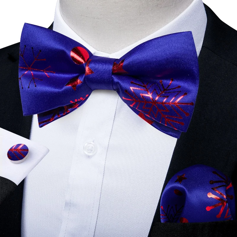 unique necktie designs for office-Christmas Blue Red Star Snow Novelty Men's Pre-tied Bowtie Pocket Square Cufflinks Set