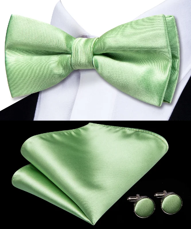 best wedding necktie materials-Grass Green Solid Pre-tied Bow Tie Hanky Cufflinks Set