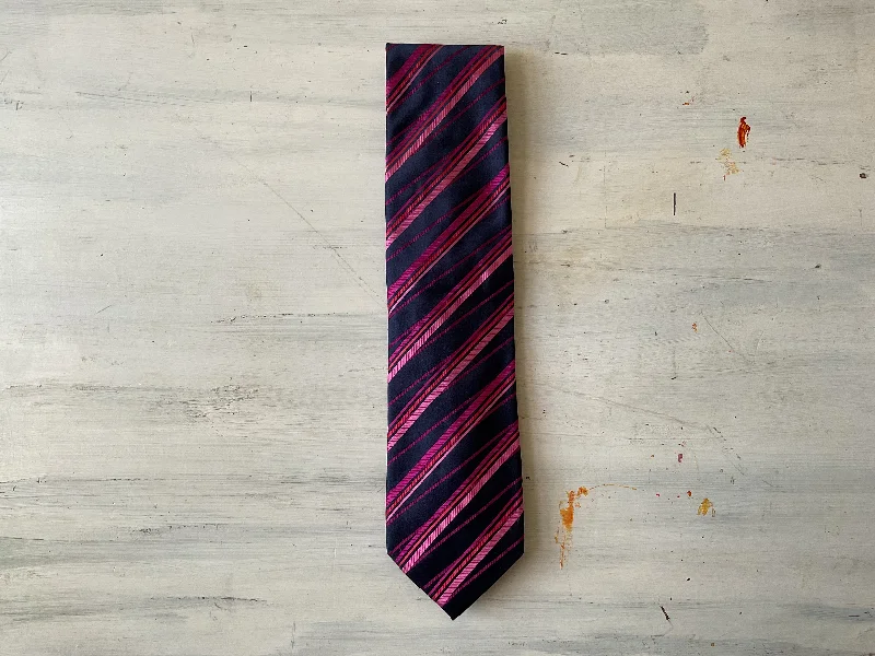 unique men's tie patterns-Paul Smith tie