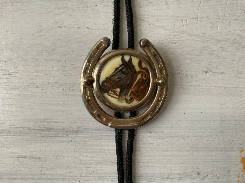 unique necktie designs for office-Vintage horseshoe bolo tie