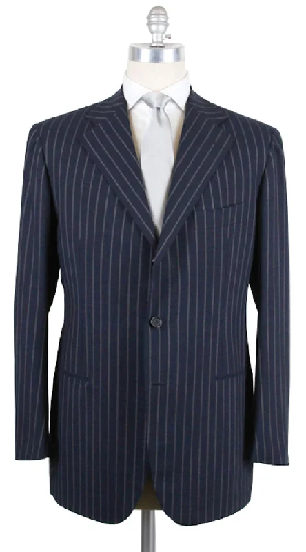 Best suit for men's evening wear -Cesare Attolini Navy Blue Suit – Size: 44 US / 54 EU