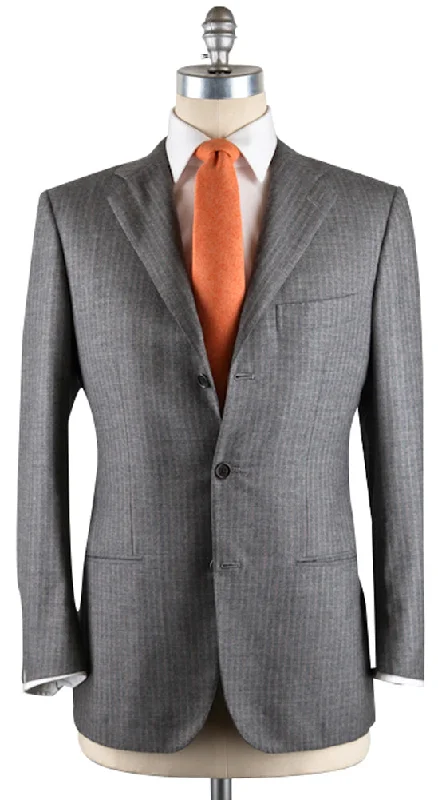 Modern business suits for men -Kiton Gray Suit – Size: 44 US / 54 EU